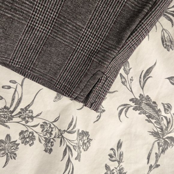 Ankle-Length Plaid Pants - Picture 3 of 5